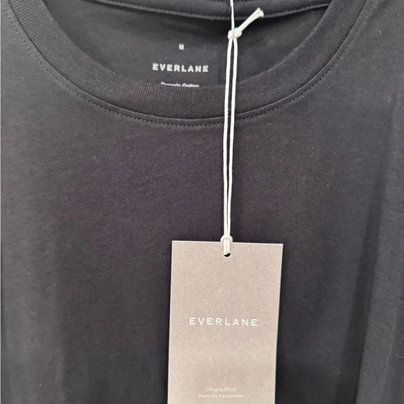 Everlane Charcoal Crew Neck Tee - Picture 2 of 3